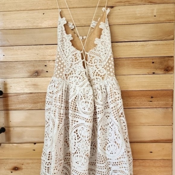 Two Sisters the Label Annabelle White Crochet Lace Dress Boho Birthday Wedding - Picture 10 of 16